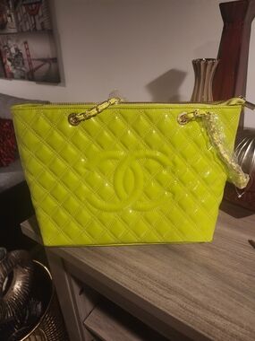 Quilted Patent Shoulder Tote in Neon Yellow